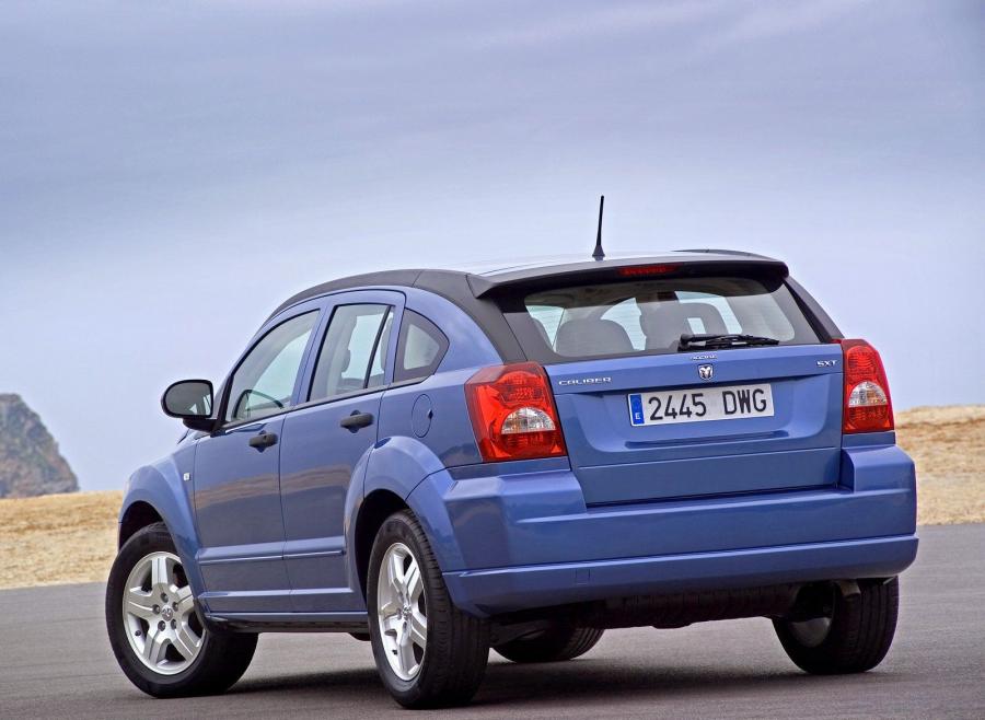  Dodge Caliber 2006 года  (фото 8 из 30)